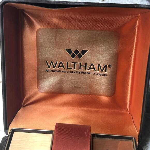 Vintage Waltham Original Plastic Watch Display Storage Box Case - Picture 12 of 15